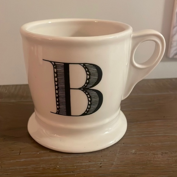 Anthropologie Other - Anthropologie ‘B’ Initial Mug